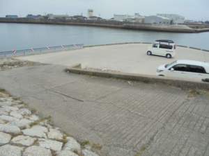 三重県白子港北堤駐車スペース　FISH&MAPS
